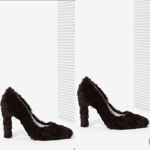 Jeffrey Campbell Fur Pumps womens 7